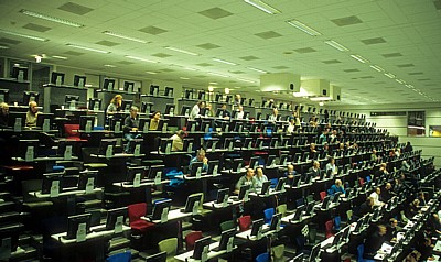 FloraHolland: Auktionshalle für Blumen - Ankäufer - Aalsmeer