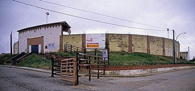 Jakobsweg (Camino Francés): Plaza de toros (Stierkampfarena) - Sahagún