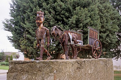 Jakobsweg (Camino Francés): Skulptur - Calzada del Coto