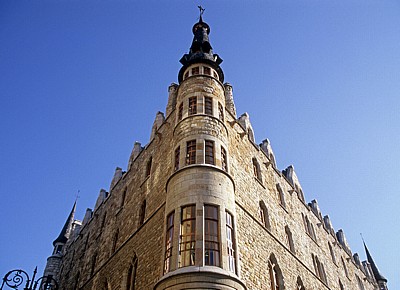 Casa de Botines (erbaut von Antoni Gaudí) - León