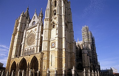 Catedral de León (Kathedrale): Westflügel - León