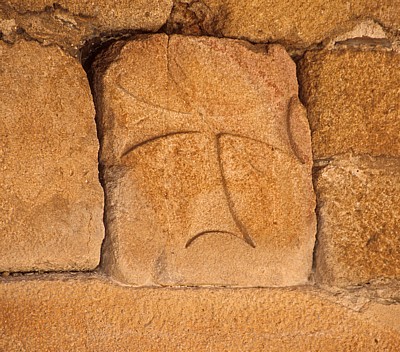 Jakobsweg (Camino Francés): Castillo de los Templarios - Kreuz des Templerordens - Ponferrada
