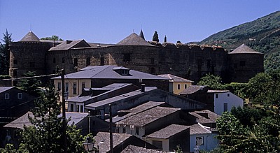 Jakobsweg (Camino Francés): Castillo Palacio de los Marqueses (Burgpalast) - Villafranca del Bierzo