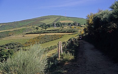 Jakobsweg (Camino Francés): Auf dem Weg nach O Cebreiro - Castilla y León