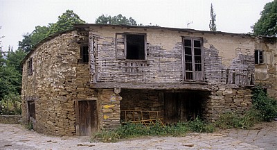 Jakobsweg (Camino Francés): Verfallenes Haus - A Balsa