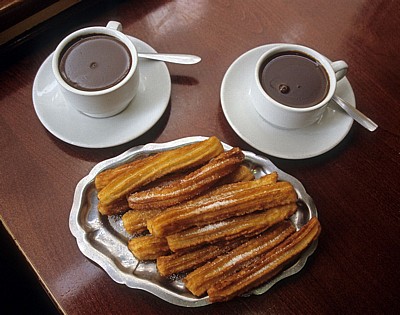 Jakobsweg (Camino Francés): Churros con Chocolate - Melide
