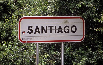 Jakobsweg (Camino Francés): Ortseingangsschild - Santiago de Compostela