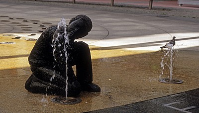 Jakobsweg (Caminho Português): Brunnen in der Rúa de la Peregrina - Pontevedra