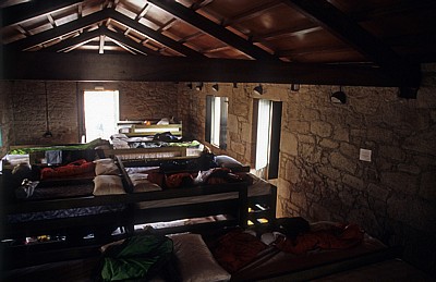 Jakobsweg (Caminho Português): Albergue de Padrón - Schlafsaal - Padrón