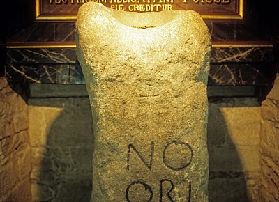 Jakobsweg (Caminho Português): Parroquia de Santiago Apóstol de Padrón – O Pedrón - Padrón