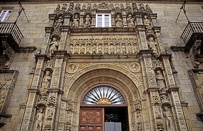 Hospital de los Reyes Católicos: Eingangsportal - Santiago de Compostela