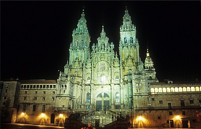 Catedral de Santiago de Compostela (Kathedrale): Westfassade bei Nacht - Santiago de Compostela
