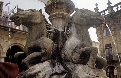 Altstadt: Fonte dos Cabalos (Pferdebrunnen) - Detail - Santiago de Compostela