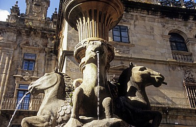 Altstadt: Fonte dos Cabalos (Pferdebrunnen) - Santiago de Compostela