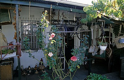 Dorpstraat: Oom Samie Se Winkel - Hinterhaus - Stellenbosch