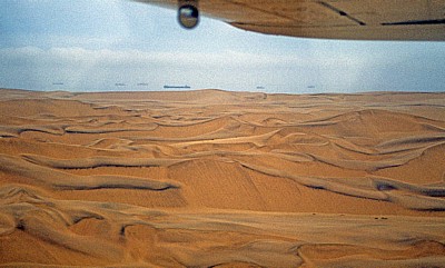 Flug über die Namib: Dünenlandschaft - Namib