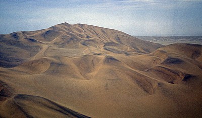 Flug über die Namib: Dünenlandschaft - Namib