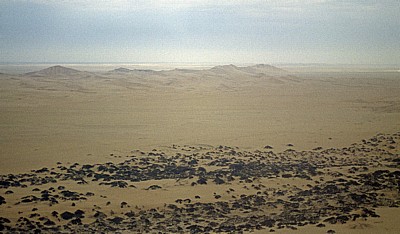 Flug über die Namib: Dünenlandschaft - Namib
