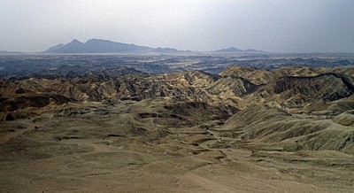 Welwitschia Drive: Mondlandschaft - Namib