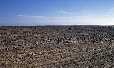 Auf dem Weg zum Skeleton Coast National Park: Küstenwüste - Erongo