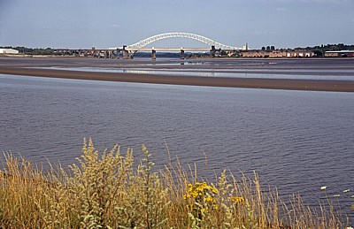 Silver Jubilee Bridge über den River Mersey - Hale
