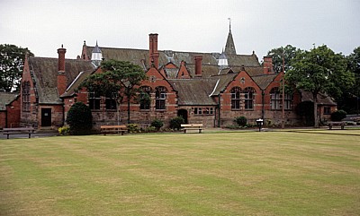 Port Sunlight Village Social Club (Lyceum Complex) - Port Sunlight