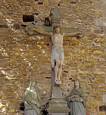 Domherrenfriedhof: Kreuz mit Uhu (Bubo bubo) - Osnabrück