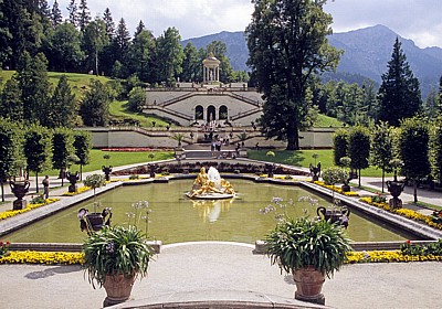 Park Linderhof: Wasserparterre und Venustempel - Ettal