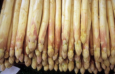Viktualienmarkt: Spargel - München