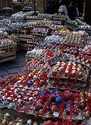 Verkaufsstand für bemalte Ostereier - Wien