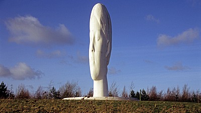 Sutton Manor Colliery: Kunstinstallation - Dream (Jaume Plensa) - Sutton