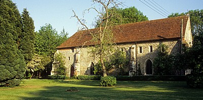 Clare Priory (Priorat): The Clare Priory Chapel (Kapelle) - Clare