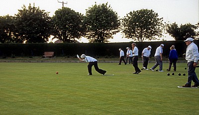 Cavendish Bowls Club: Bowls (flat-green bowls) - Cavendish