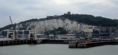 Fähre Dover - Dünkirchen: Blick von der Fähre auf den Port of Dover (Hafen, Eastern Docks) - Dover