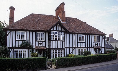 The Street: Fachwerkhaus - Stoke-by-Clare