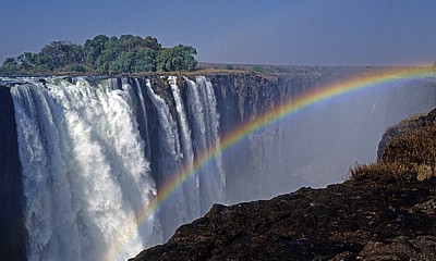 Main Falls und Horseshoe Falls (trocken) mit doppeltem Regenbogen - Victoriafälle