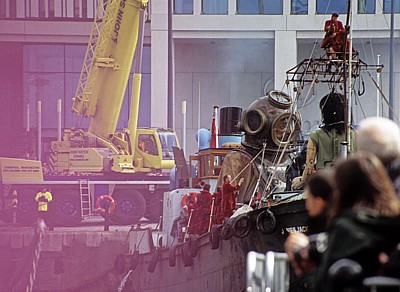 Canning Dock: Sea Odyssey - Giant Spectacular (Royal de Luxe)  - Liverpool