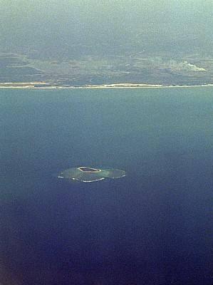 Flug Harare - Mauritius: Kleine Insel vor der Küste - Sofala Province