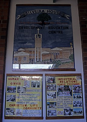Chishawasha: Silveira House - Informationstafel Development Education Centre - Harare