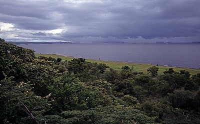 Blick auf den See - Lake Chivero