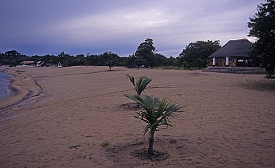 Livingstonia Beach - Senga Bay