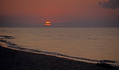 Malawisee: Sonnenaufgang - Kande Beach