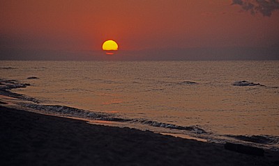 Malawisee: Sonnenaufgang - Kande Beach