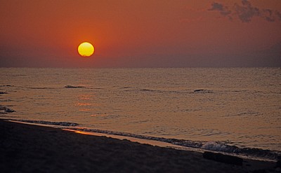 Malawisee: Sonnenaufgang - Kande Beach