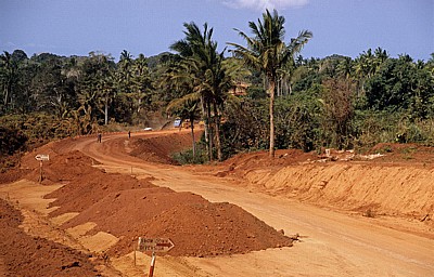 Fahrt Mtemere Gate, Selous Game Reserve - Daressalam: Straßenbau - Pwani Region