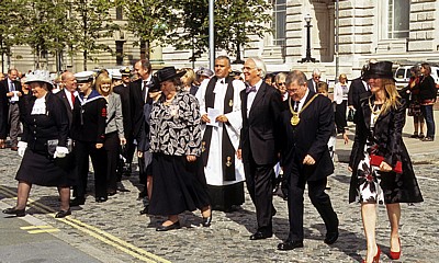 Canada Boulevard: Parade zum WWII Merchant Navy remembrance service - Liverpool