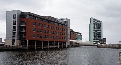 Princes Dock: Princes Dock Bridge (Fußgängerbrücke) - Liverpool