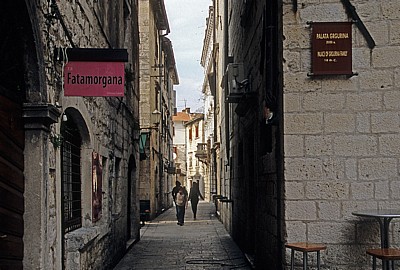 Stari Grad (Altstadt): Gasse - Kotor