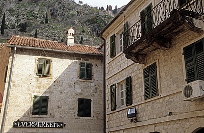 Stari Grad (Altstadt): Haus - Kotor