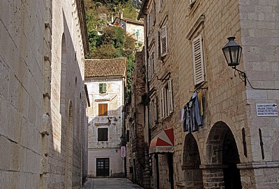 Stari Grad (Altstadt): Gasse - Kotor